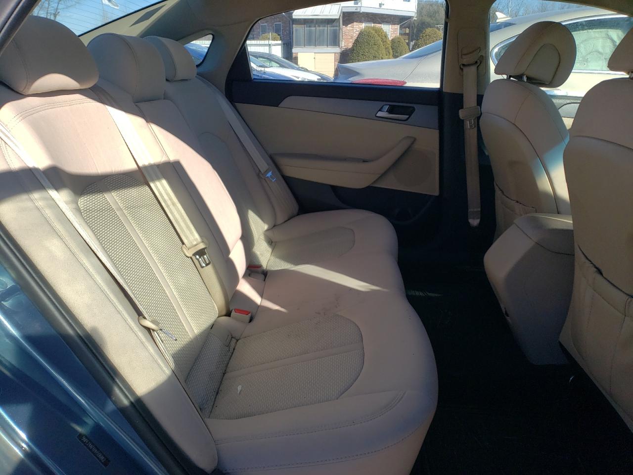 2017 Hyundai Sonata - Image 10