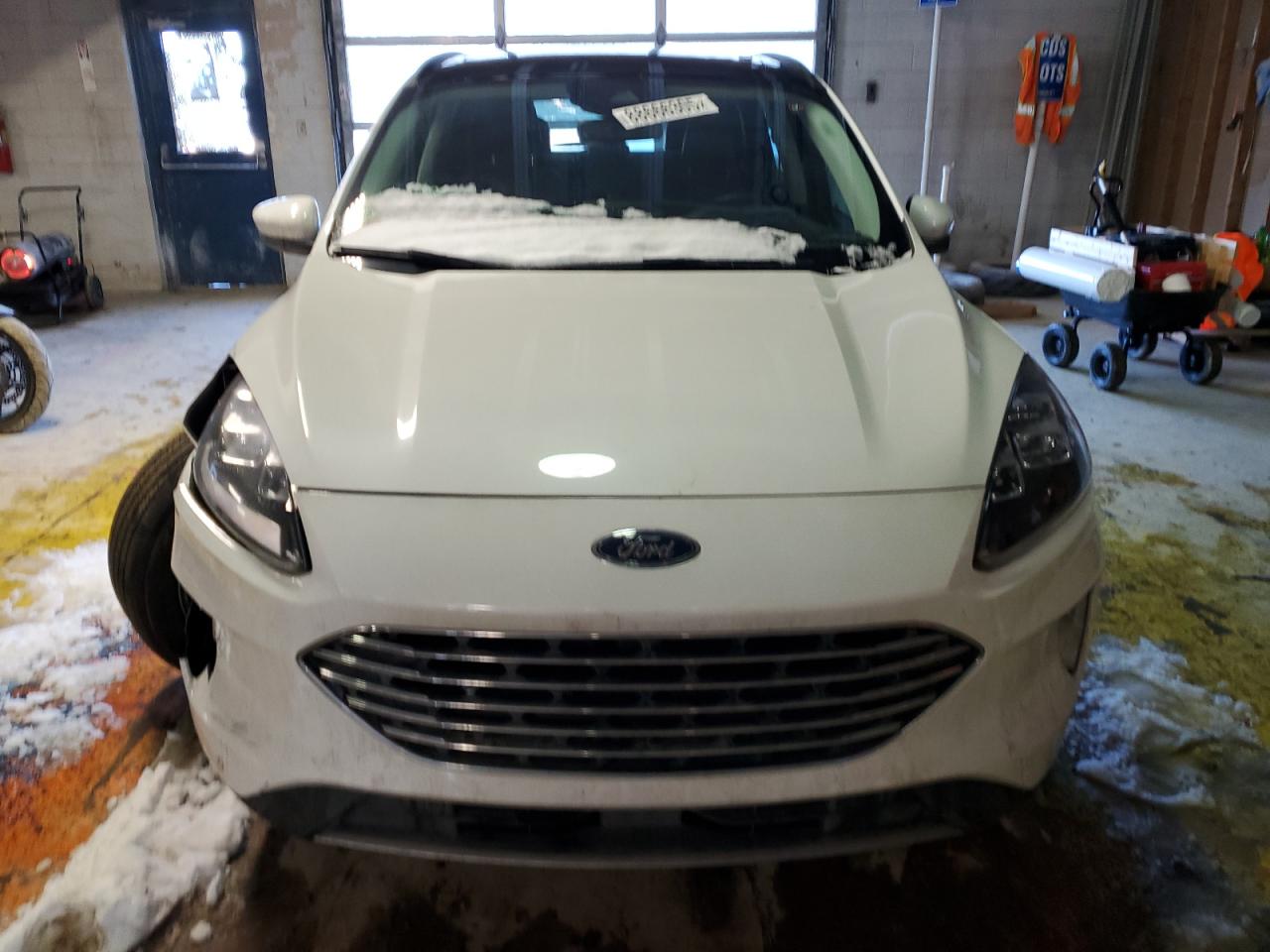 1FMCU9J99NUB35055 FORD ESCAPE 2022