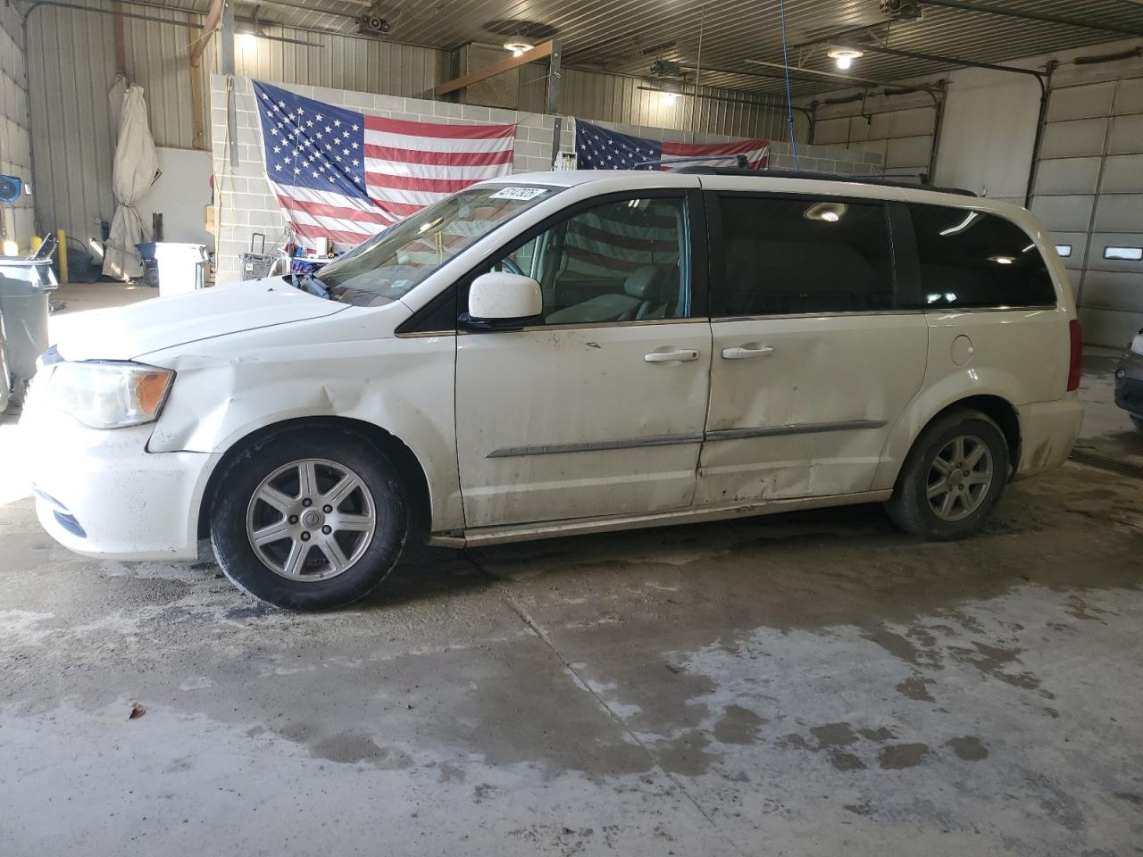 2012 Chrysler Town & Country - Image 1
