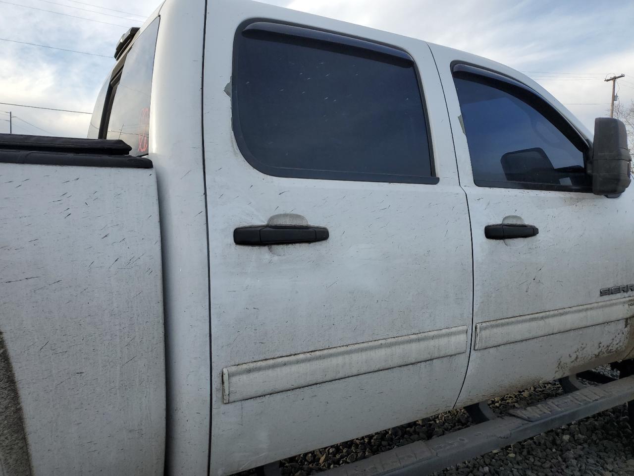 2013 GMC Sierra - Image 10