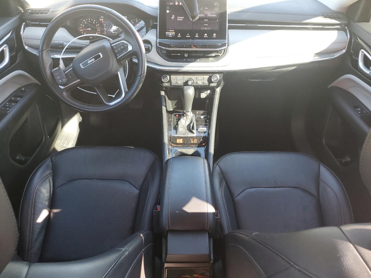 2022 Jeep Compass - Image 8