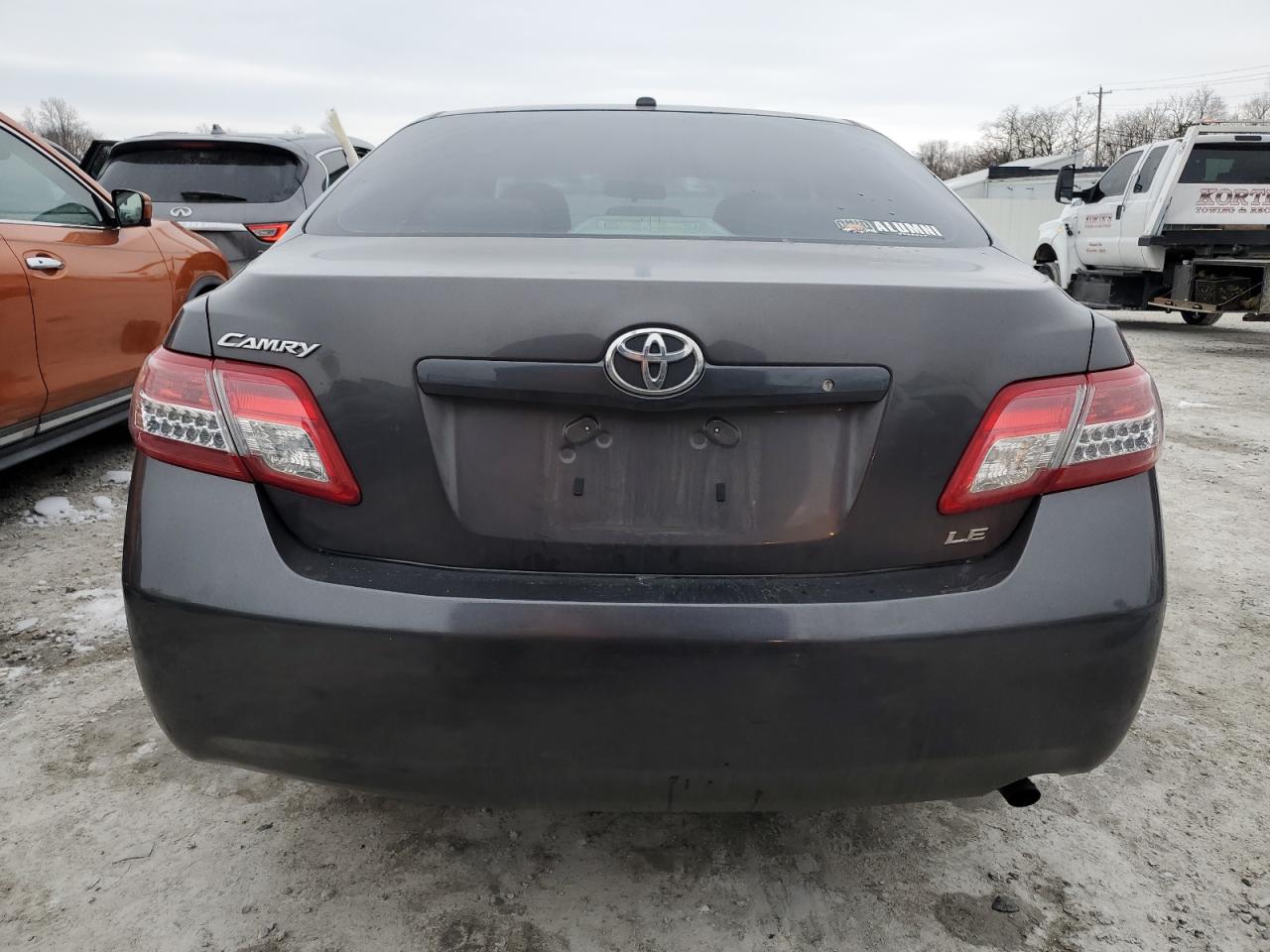 2011 Toyota Camry - Image 6
