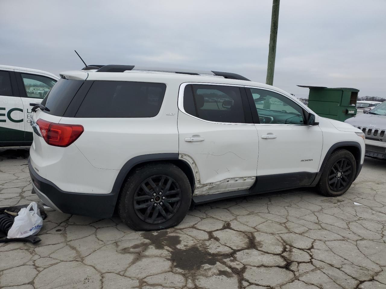 2018 GMC Acadia - Image 3