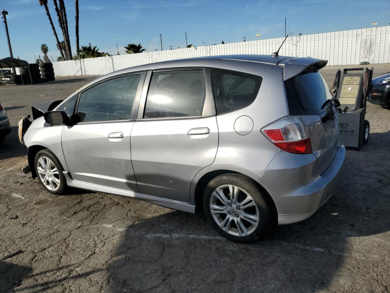 2010 Honda Fit - Image 2