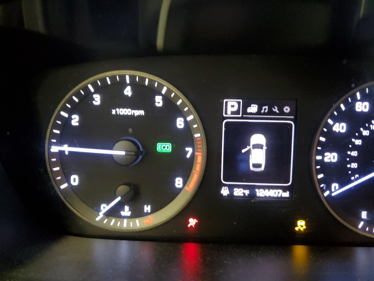 2015 Hyundai Sonata - Image 9