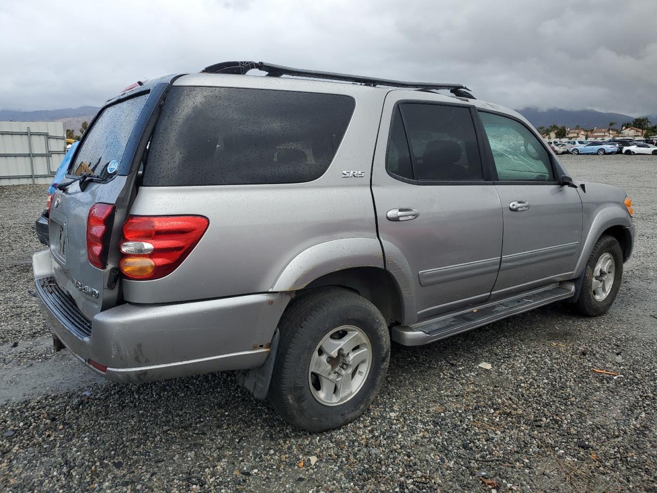 2003 Toyota Sequoia - Image 3