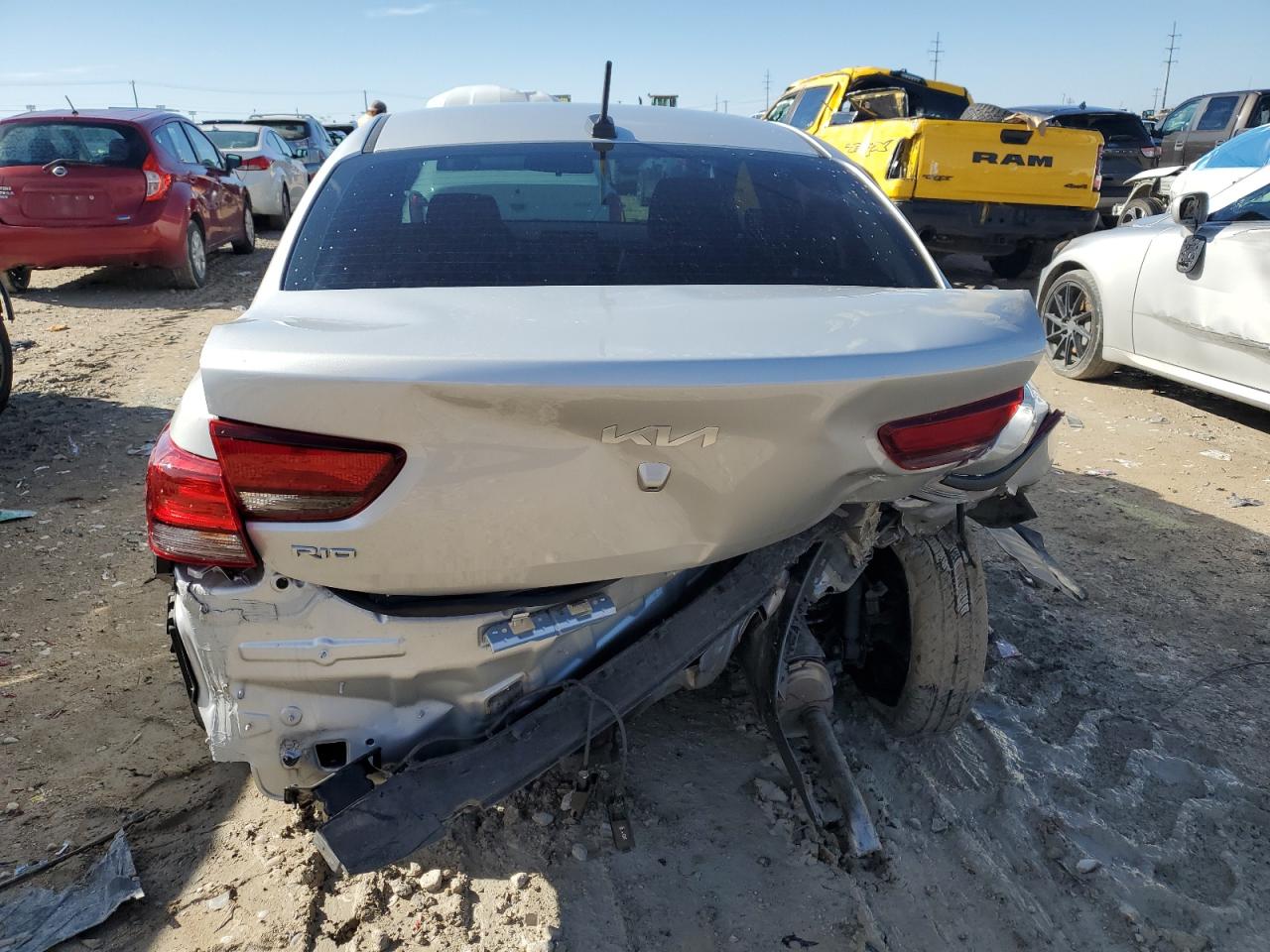 2023 Kia Rio - Image 6