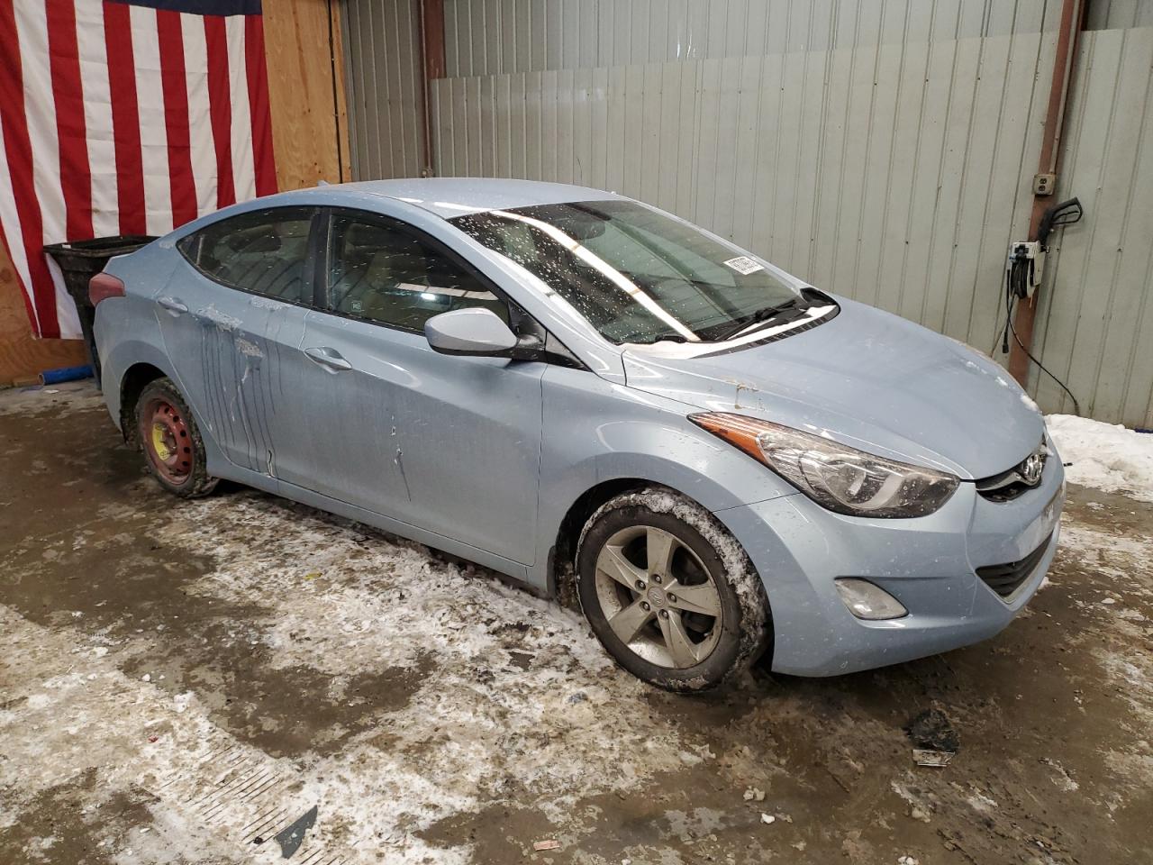 2013 Hyundai Elantra - Image 4