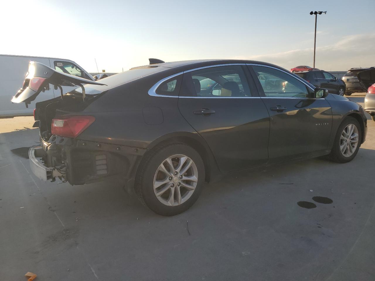 VIN 1G1ZE5ST8GF287861 2016 CHEVROLET MALIBU no.3