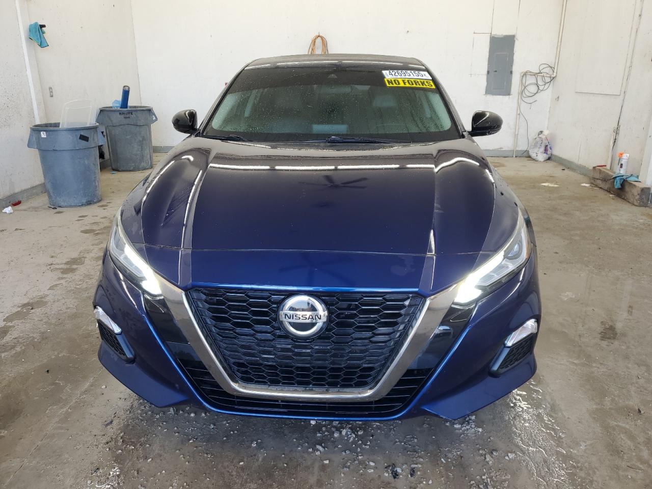 2021 Nissan Altima - Image 5