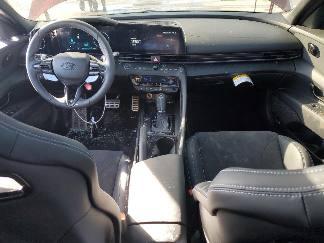 2024 Hyundai Elantra - Image 8
