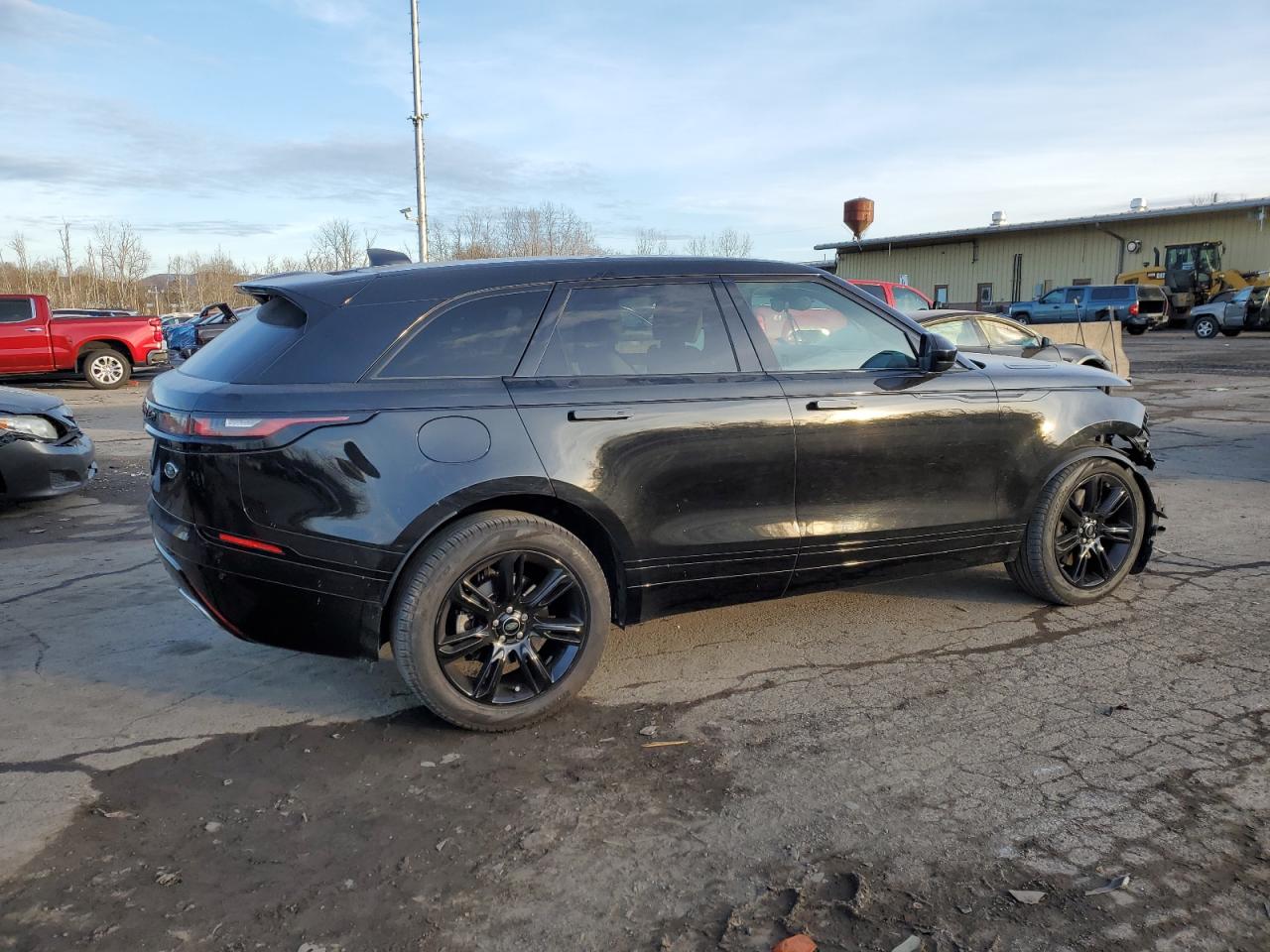 2023 Land Rover Range Rover - Image 3