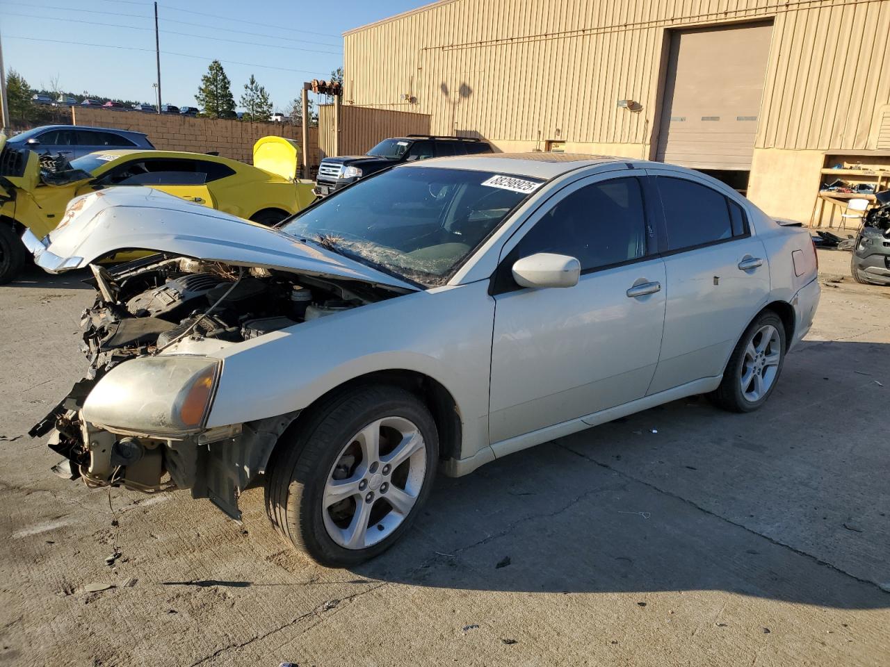 2009 Mitsubishi Galant - Image 1