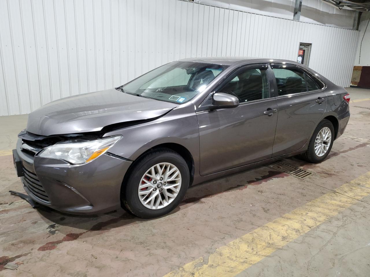 VIN 4T1BF1FK0HU686143 2017 TOYOTA CAMRY no.1