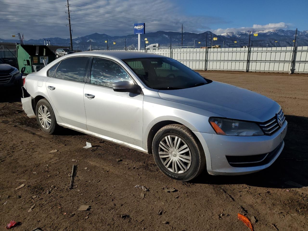 2014 Volkswagen Passat - Image 4
