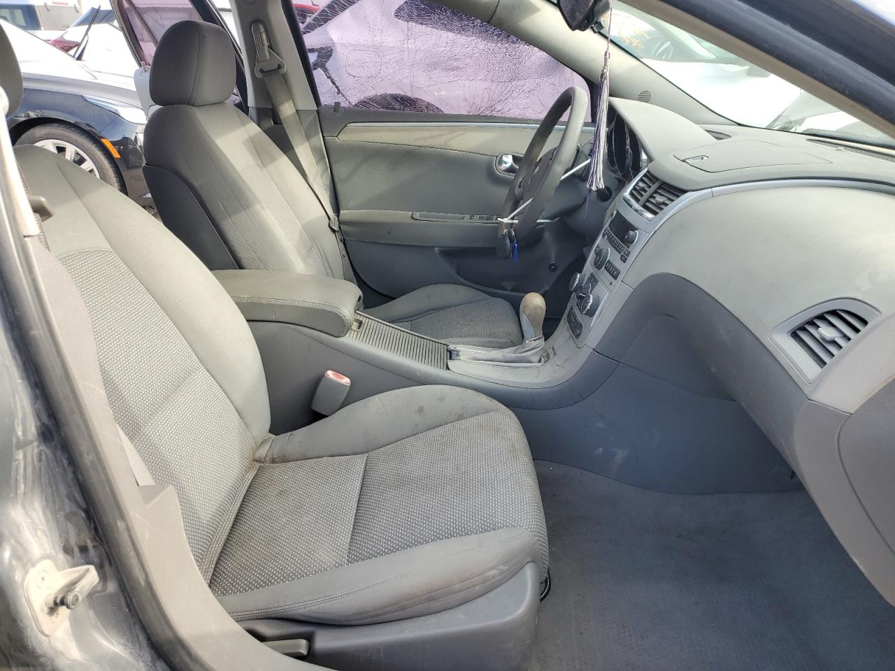 2009 Chevrolet Malibu - Image 7