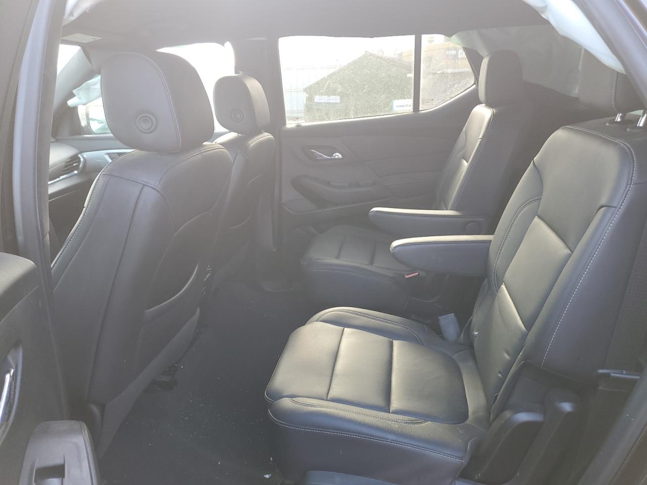 2022 Chevrolet Traverse - Image 11