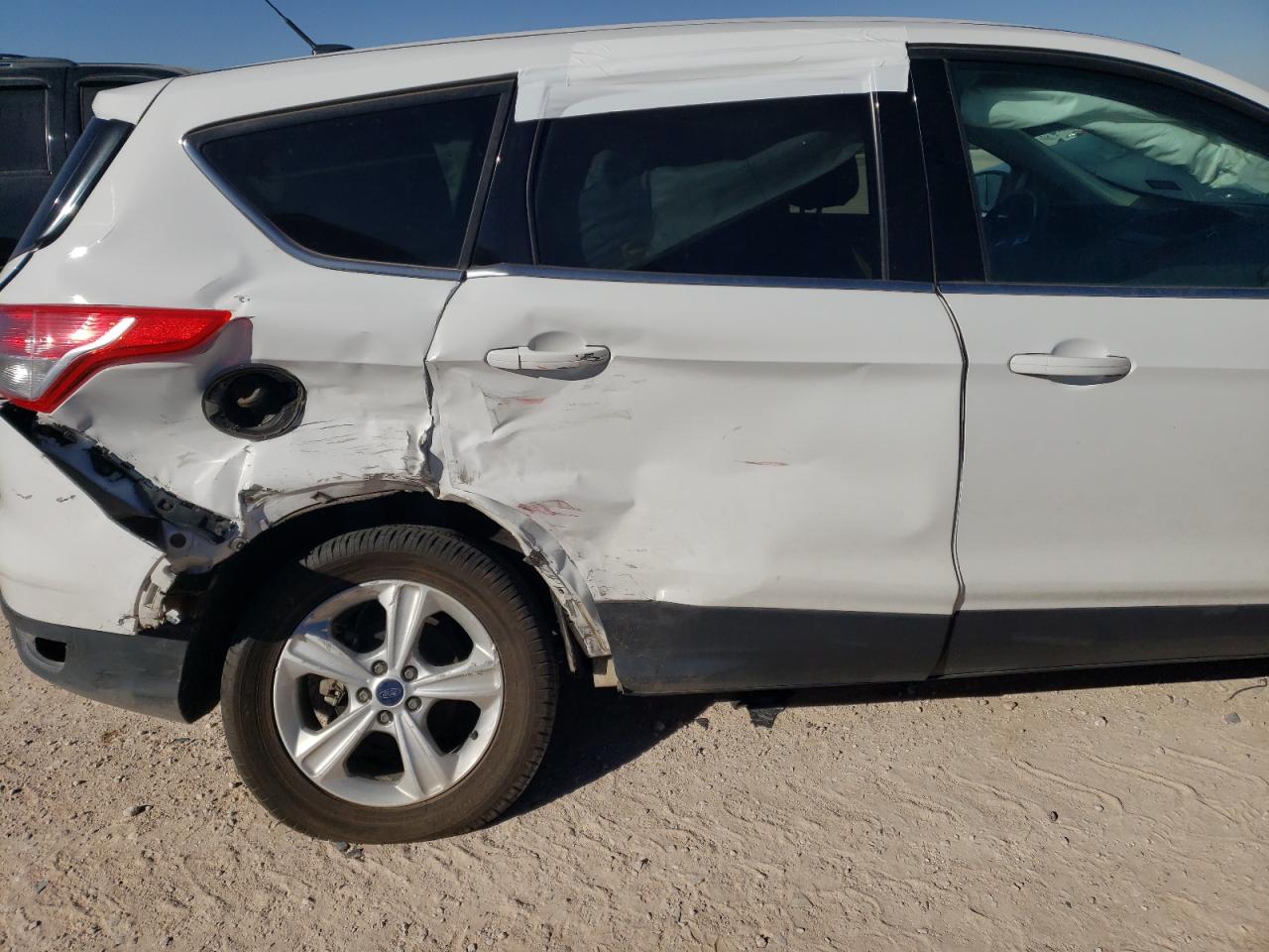 2015 Ford Escape - Image 11