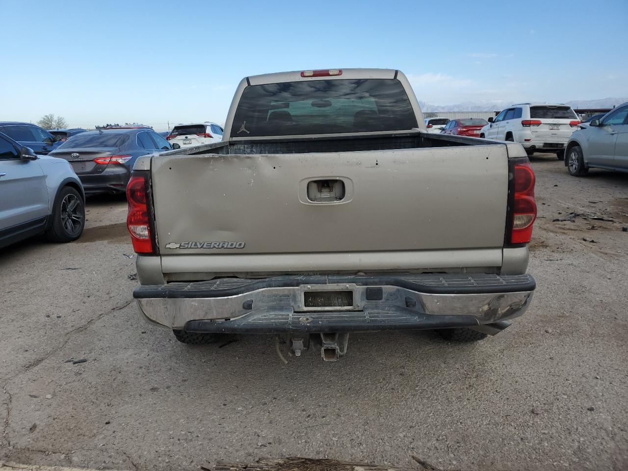 2003 Chevrolet Silverado C1500 Heavy Duty VIN: 1GCGC13U93F124103 Lot: 87912555