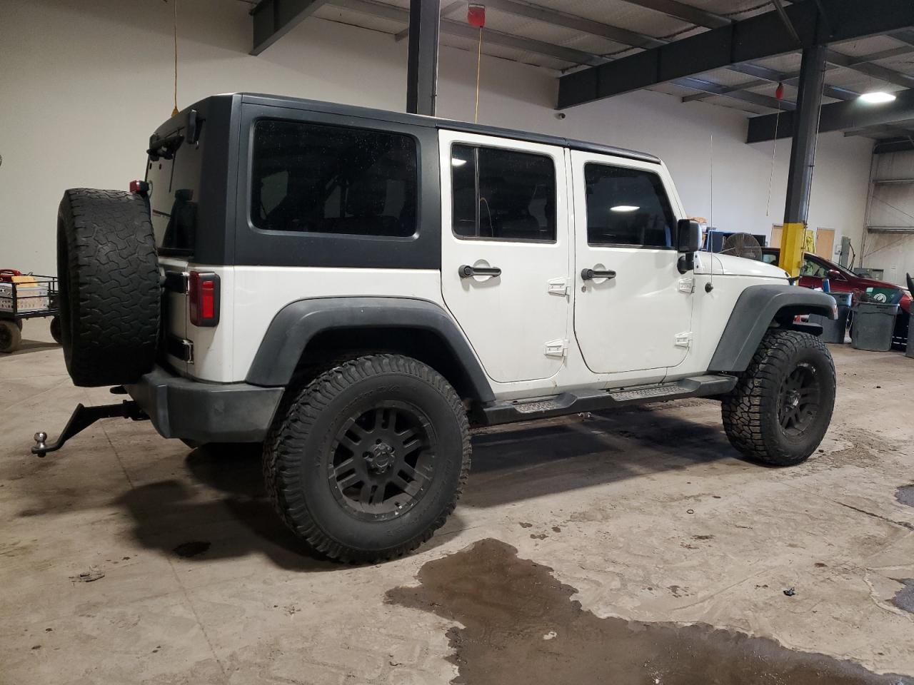 2012 Jeep Wrangler - Image 3