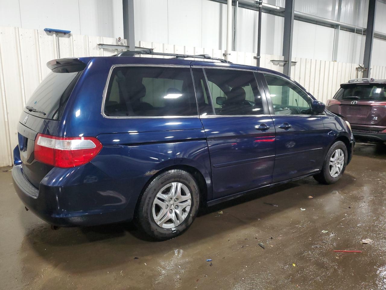 2006 Honda Odyssey - Image 3