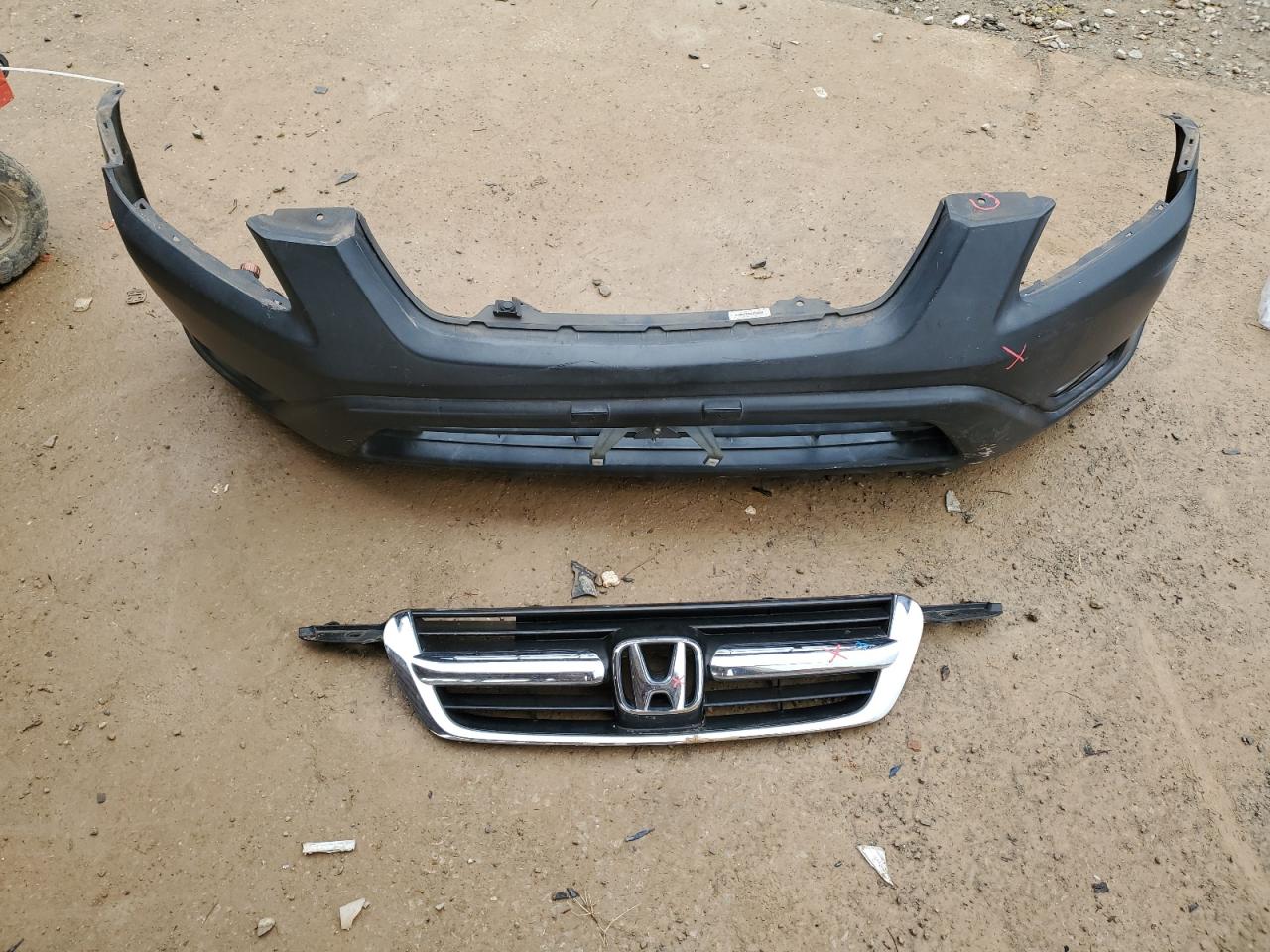 2004 Honda CR-V - Image 13