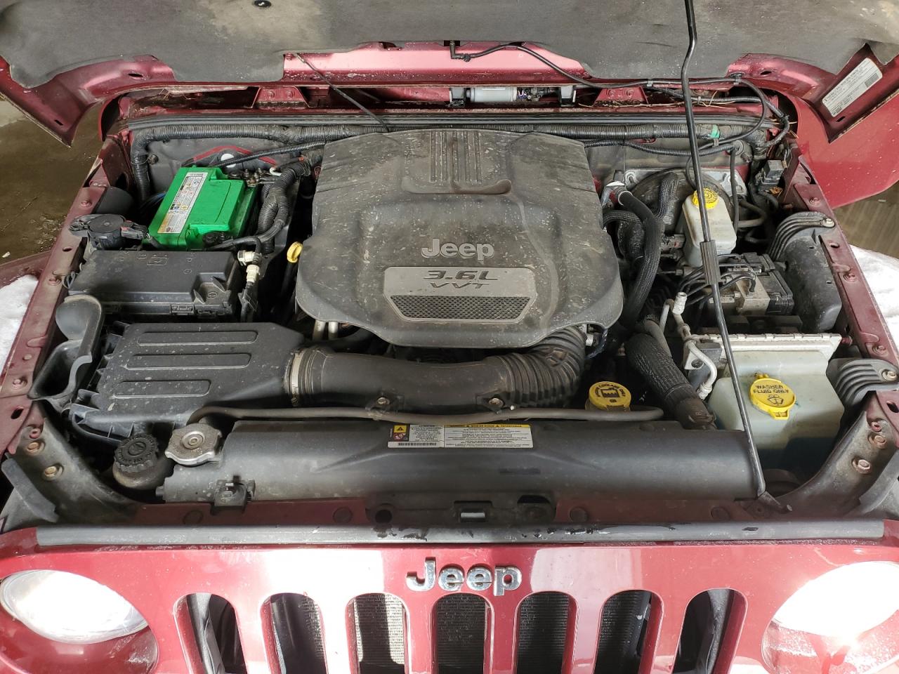 2012 Jeep Wrangler - Image 12
