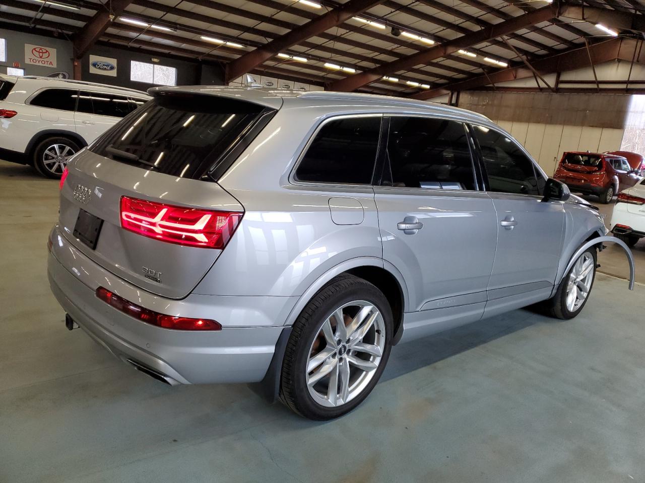 VIN WA1VAAF71JD039990 2018 AUDI Q7 no.3