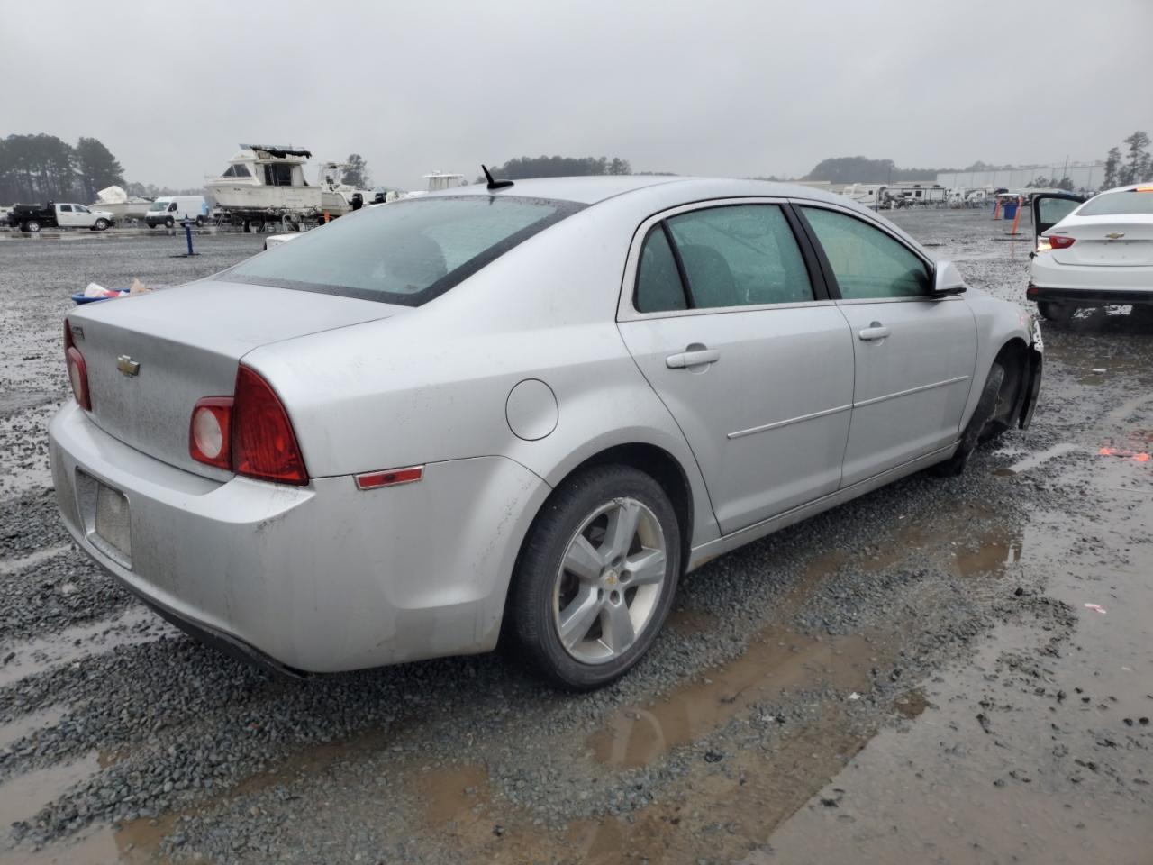 2010 Chevrolet Malibu - Image 3