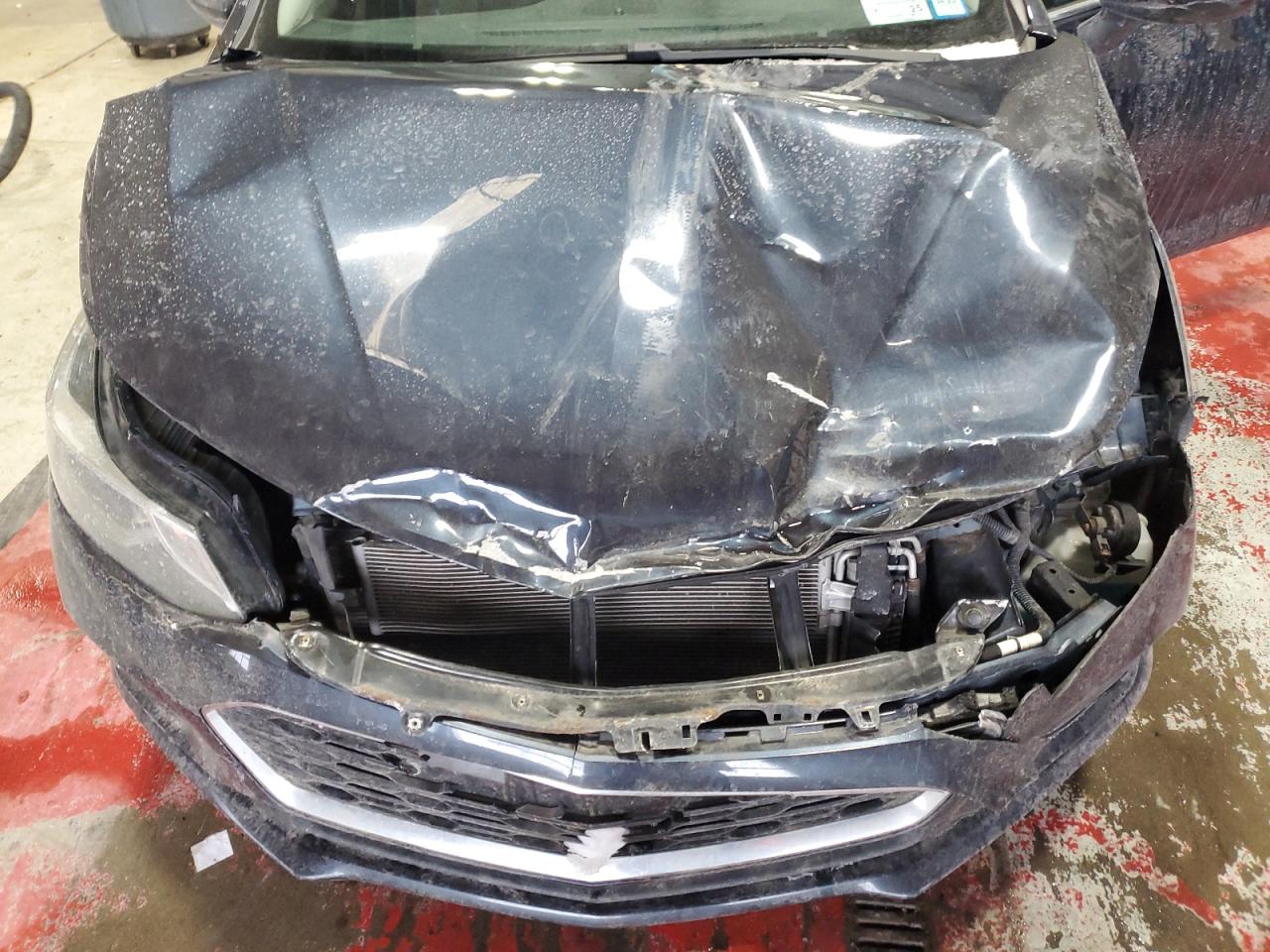 2016 Chevrolet Cruze - Image 11