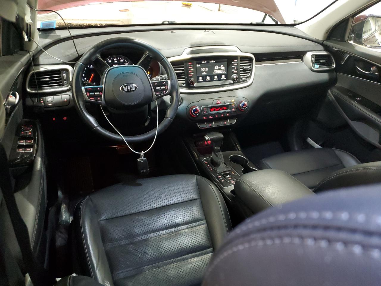2020 Kia Sorento - Image 8