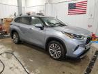 Wayland, MI에서 판매 중인 2020 Toyota Highlander Hybrid Platinum - Front End