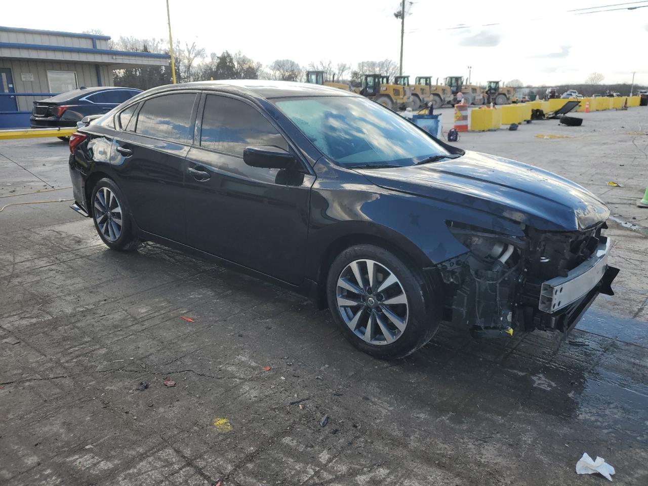 2018 Nissan Altima - Image 4
