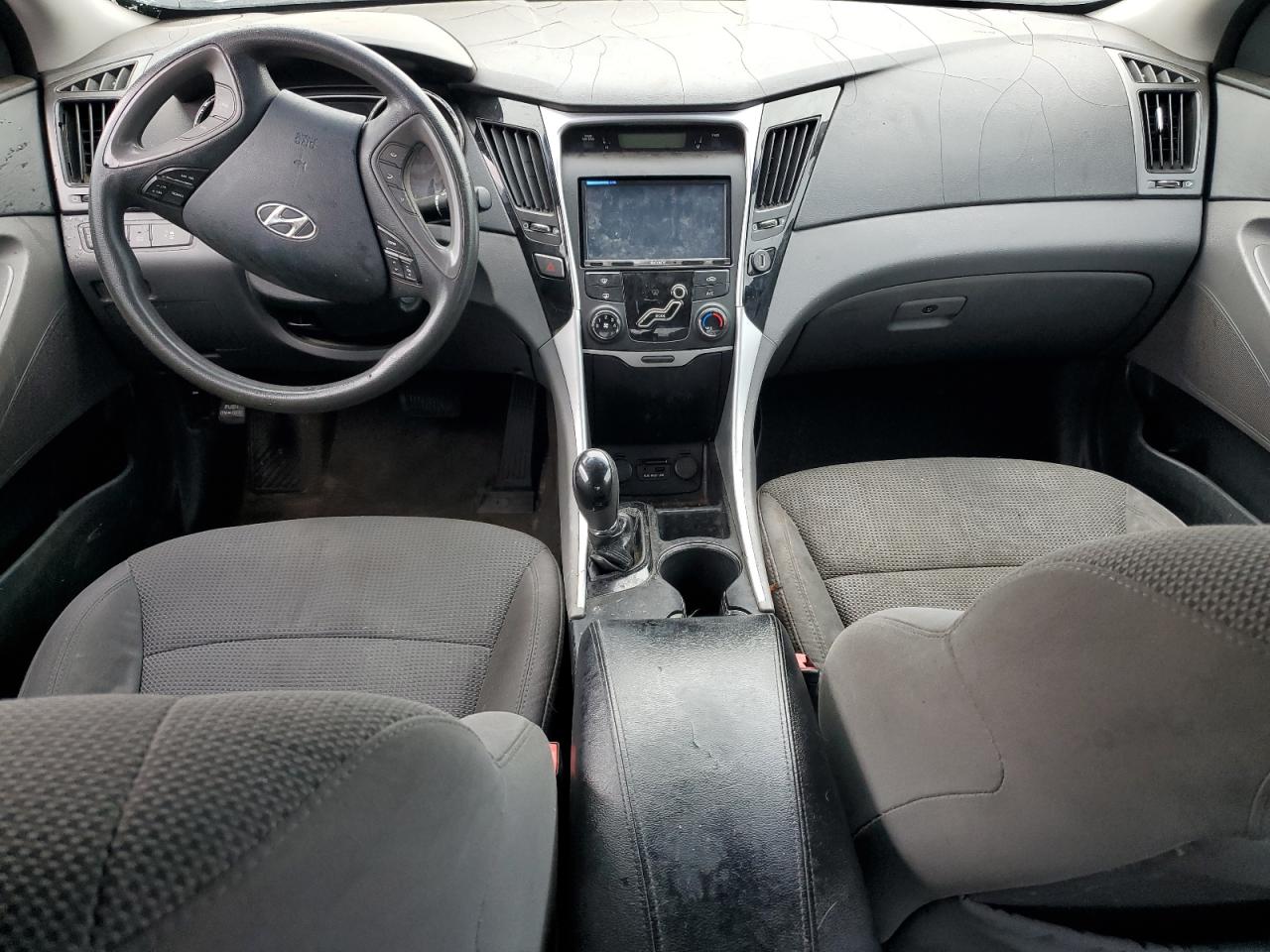 2013 Hyundai Sonata - Image 8