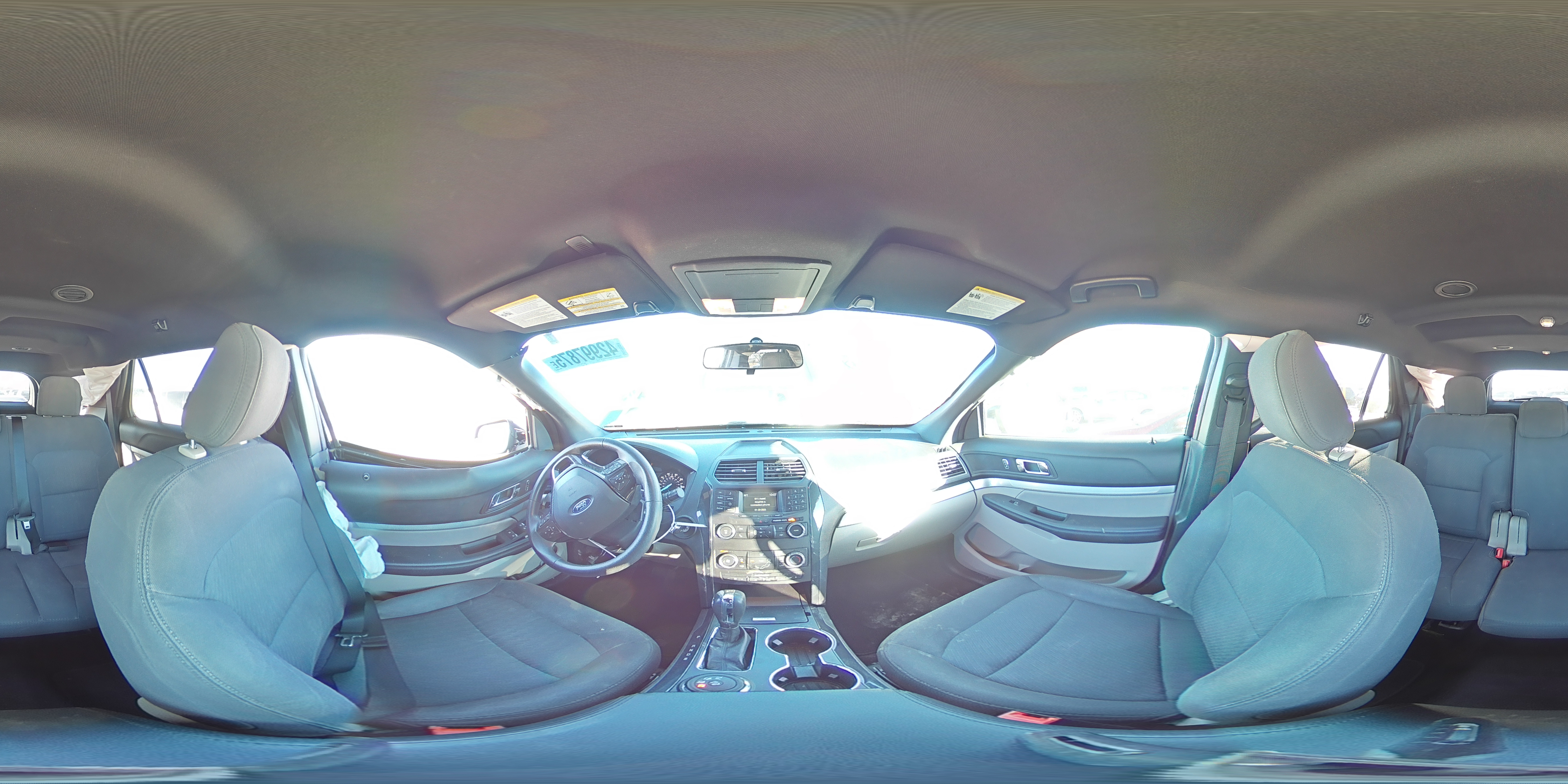2018 Ford Explorer - Image 13