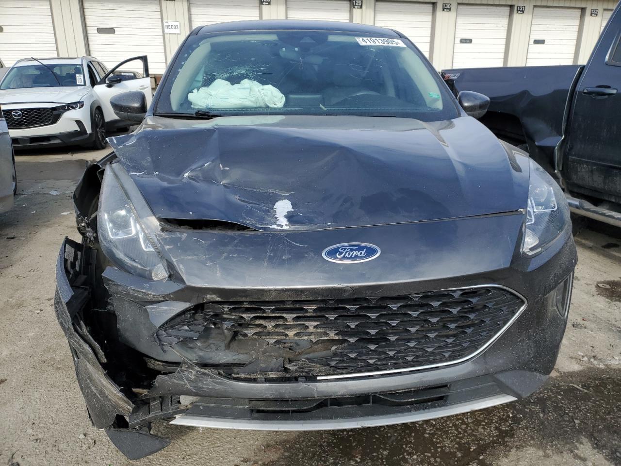 2020 Ford Escape - Image 5