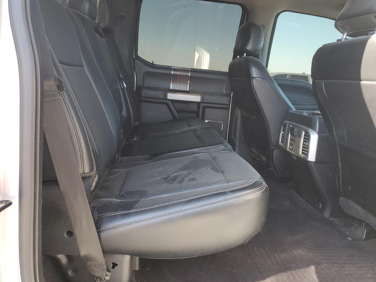2016 Ford F-150 - Image 10
