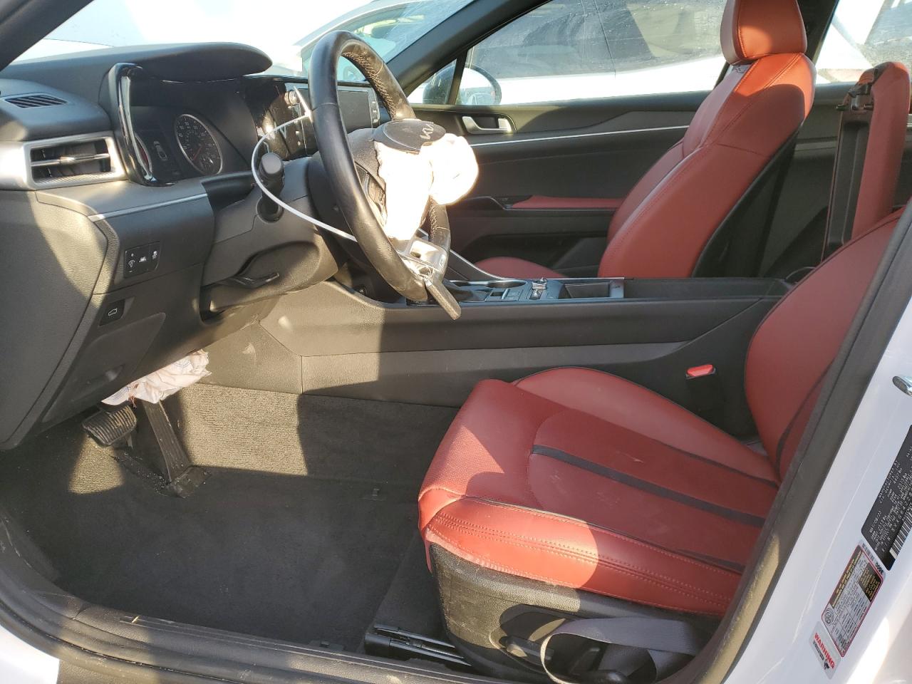 2023 Kia K5 - Image 7