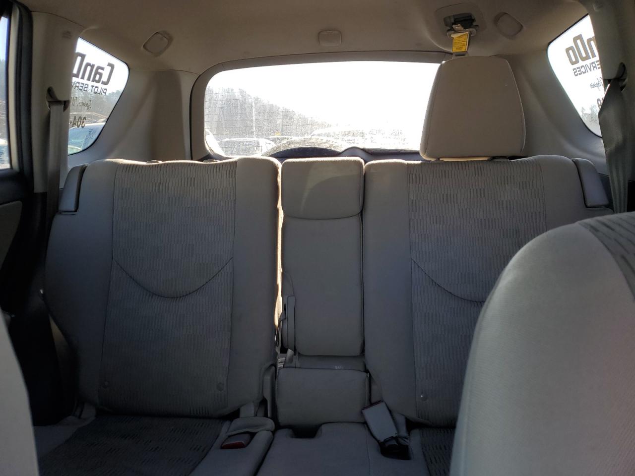 2011 Toyota RAV 4 - Image 10