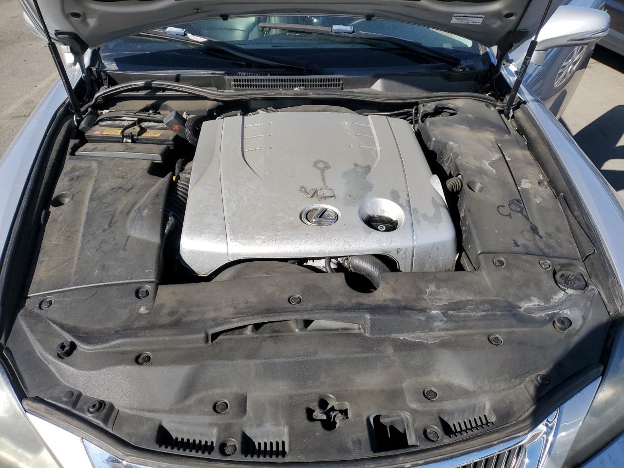 2010 Lexus IS - Image 11