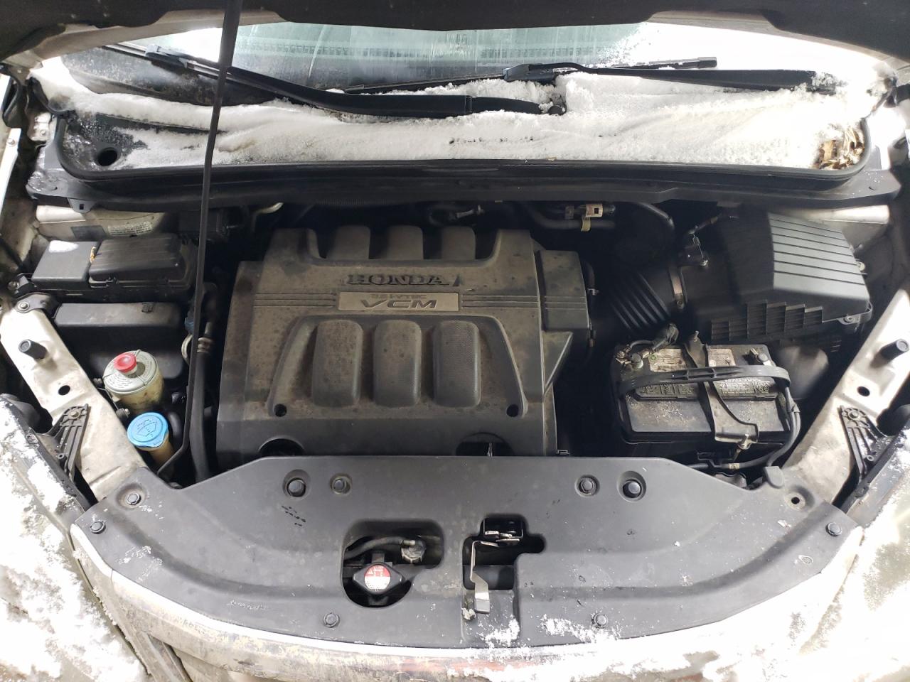 2008 Honda Odyssey - Image 11