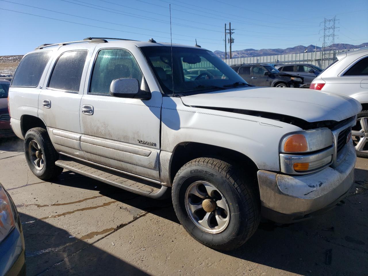 2003 GMC Yukon - Image 4