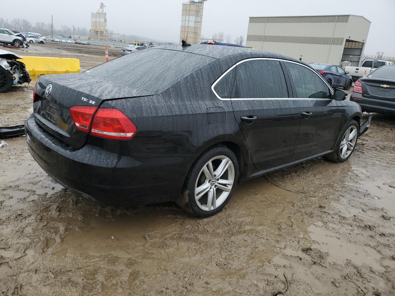 2014 Volkswagen Passat - Image 3