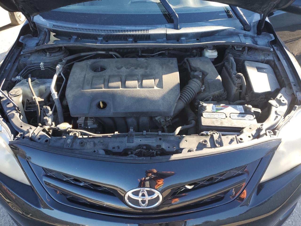 2011 Toyota Corolla - Image 12