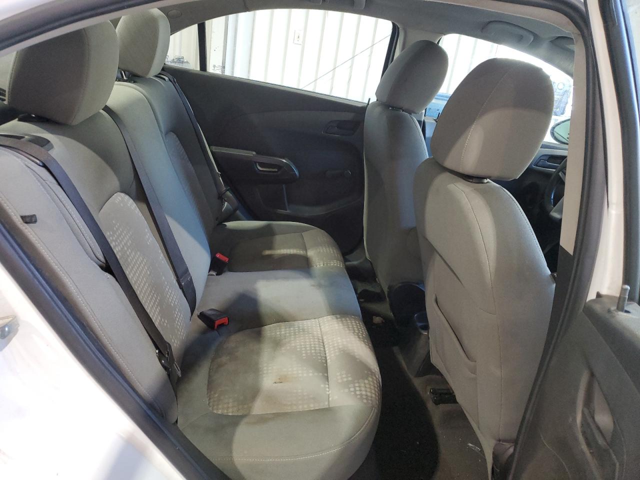 2017 Chevrolet Sonic - Image 10