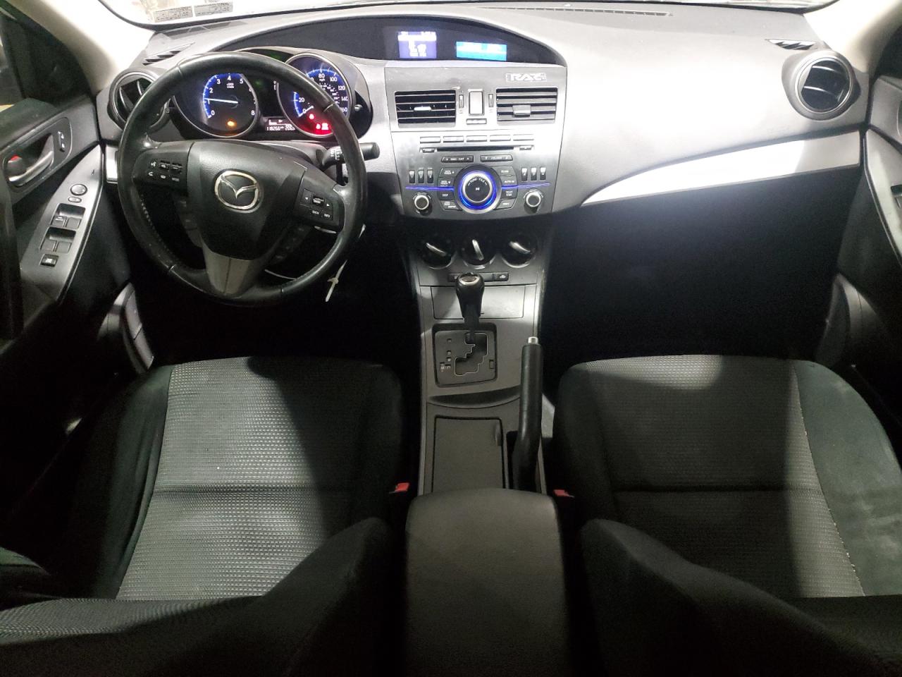 2012 Mazda 3 - Image 8