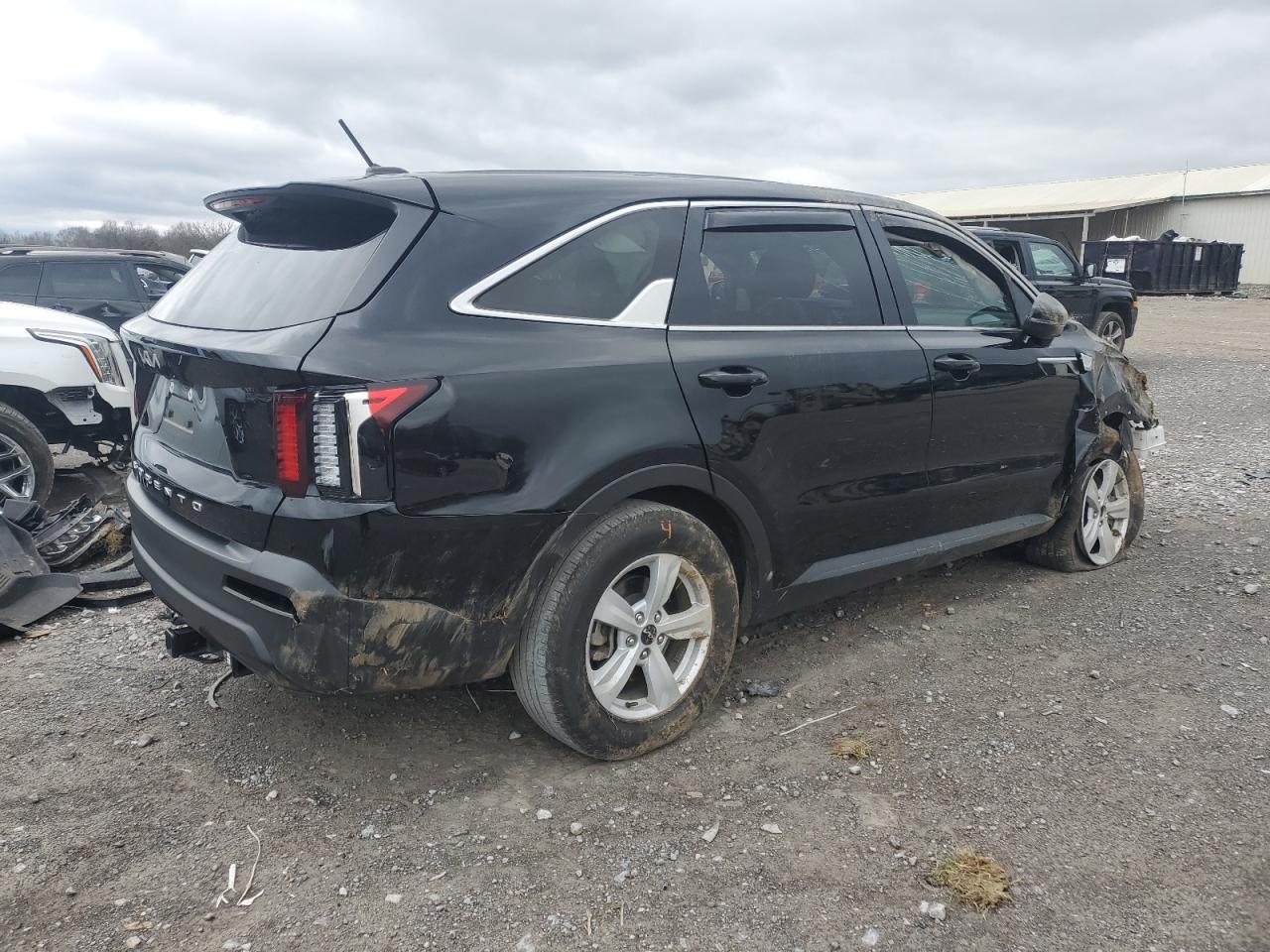 2022 Kia Sorento - Image 3