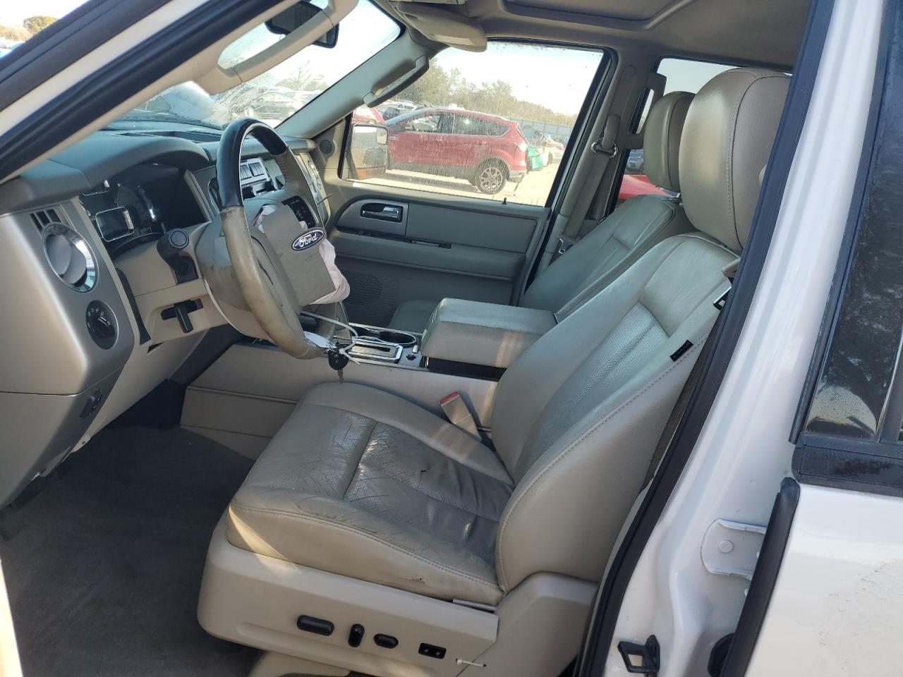2013 Ford Expedition - Image 7