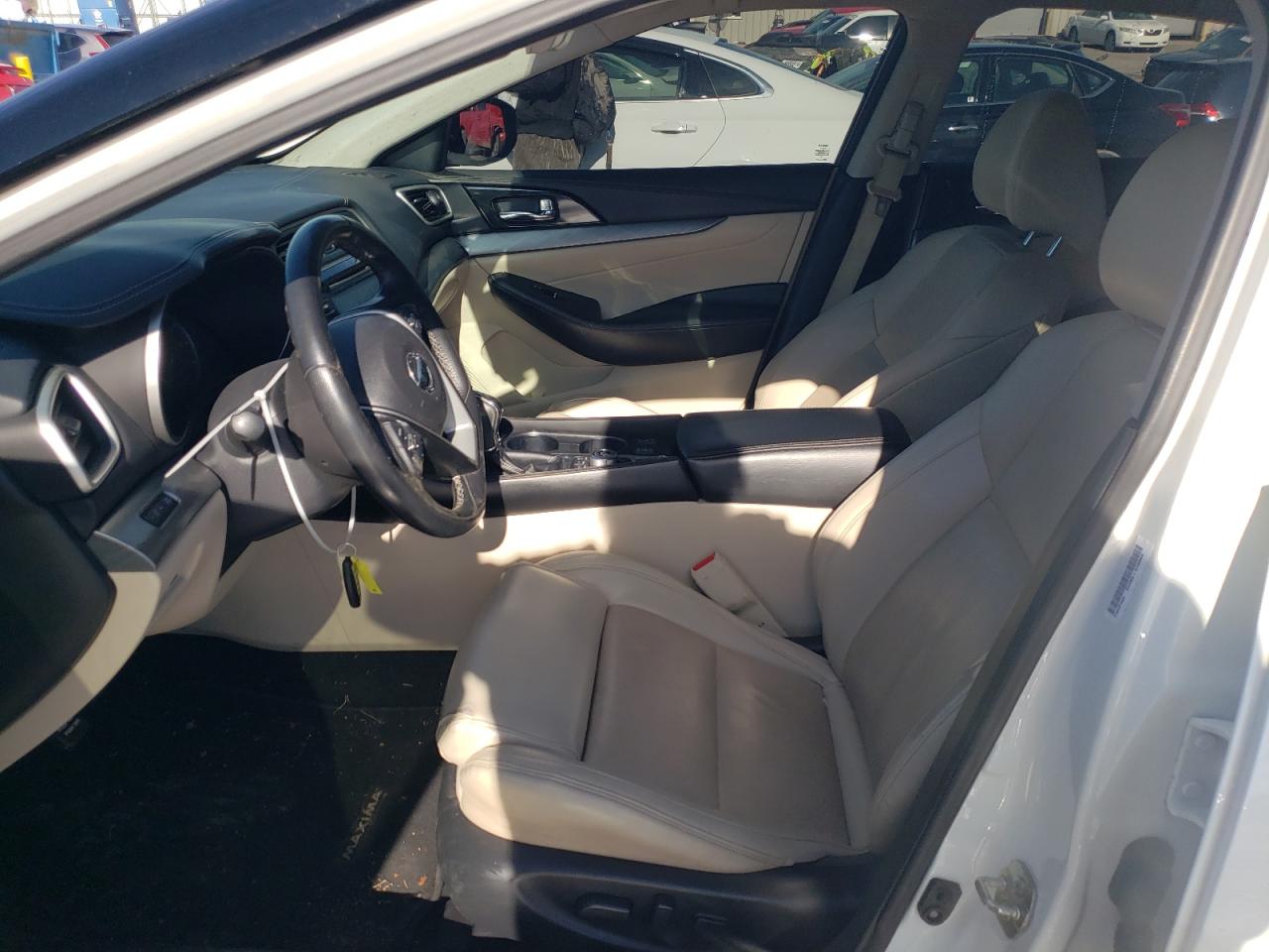 2017 Nissan Maxima - Image 7