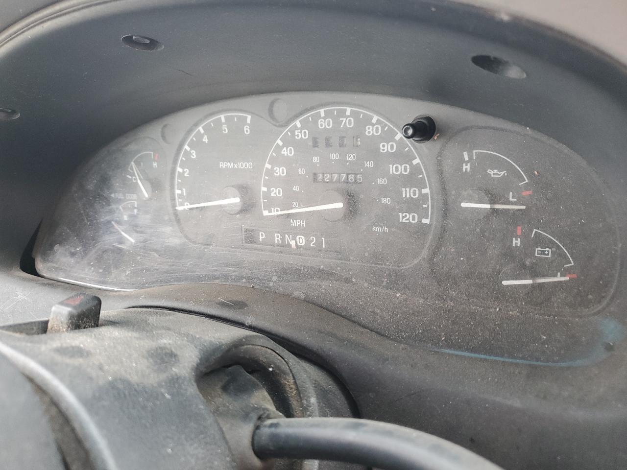 1998 Ford Explorer VIN: 1FMZU34E4WUB55537 Lot: 58365085